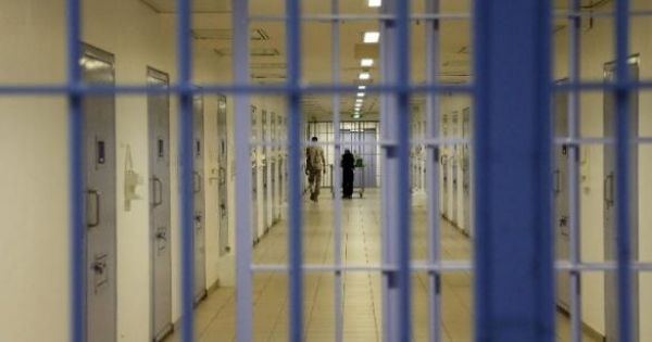الاحتلال يغلق مدخل بيتا ويمنع دخول المركبات